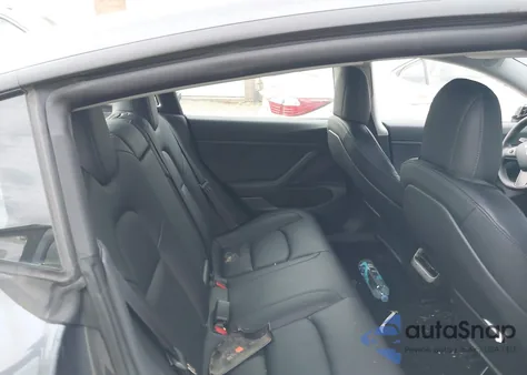 2021 Tesla Model 3 Standard Range Plus Rear-Wheel Drive z USA, uszkodzony, nr VIN 5YJ3E1EA6MF854486